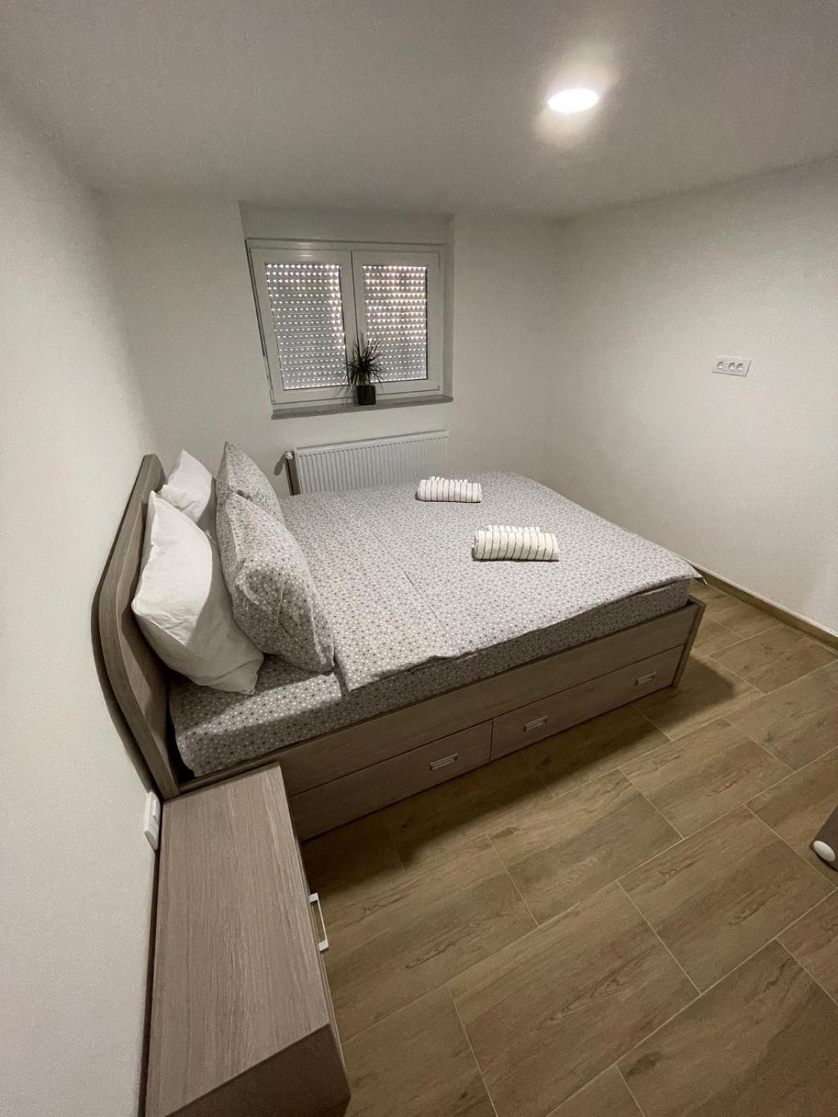 Apartman Ambijent Arandjelovac Ngoại thất bức ảnh